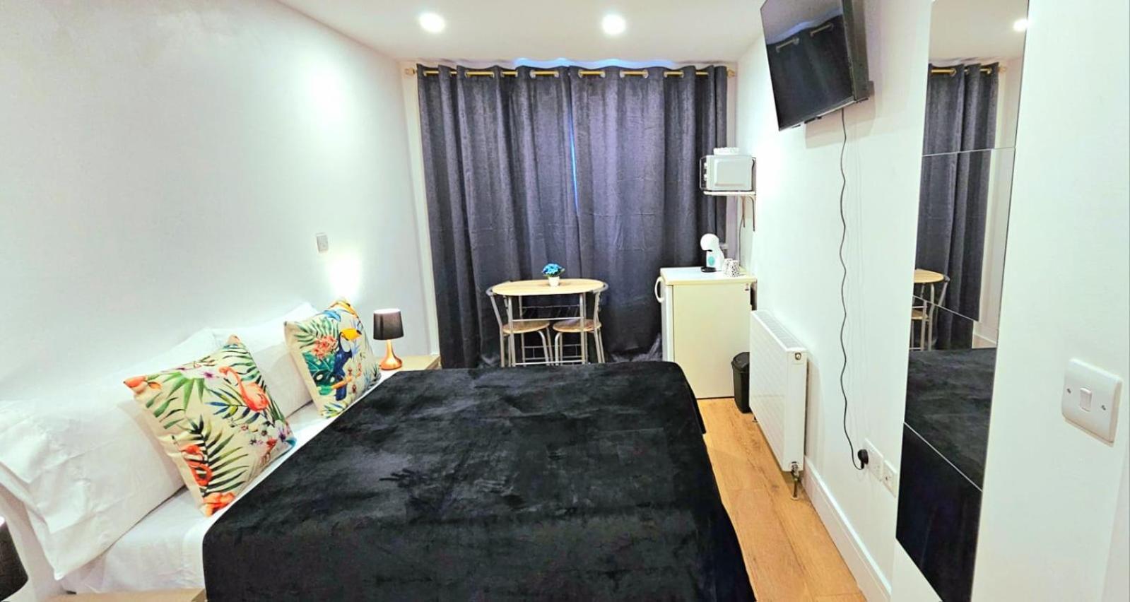 Penelope Ensuite Double Room Londyn Zewnętrze zdjęcie